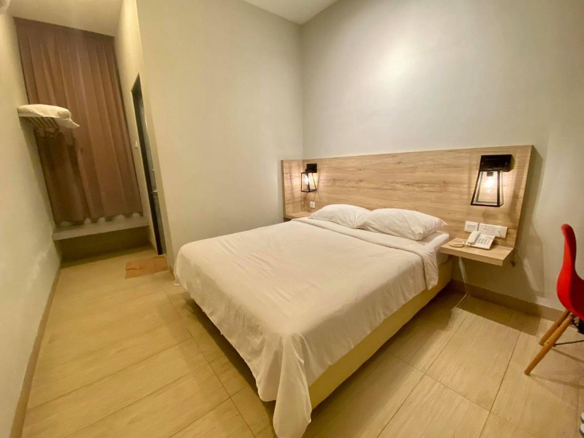 Wan Loong Hotel ポンティアン・ケシル エクステリア 写真